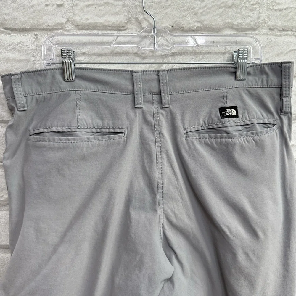 The North Face Shorts Men 34